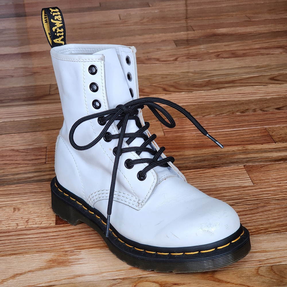 DR. MARTENS Women’s 1460 White Leather Combat Boots Size 5